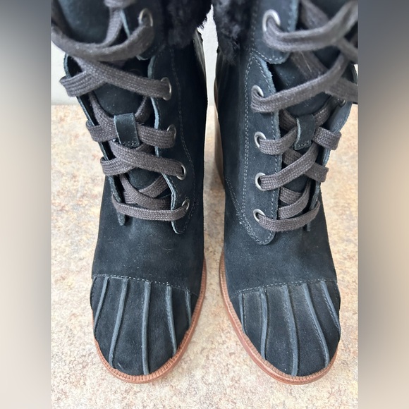 Ugg Jaxon Cuff Black Suede Genuine Shearling Stacked Wood 4” Heel Boots 9M - Picture 5 of 9